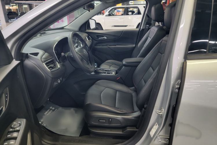 Used Chevrolet Equinox 2019 Redline 550T Automatic All-Wheel-Drive RS Model China V Standard Interior 5