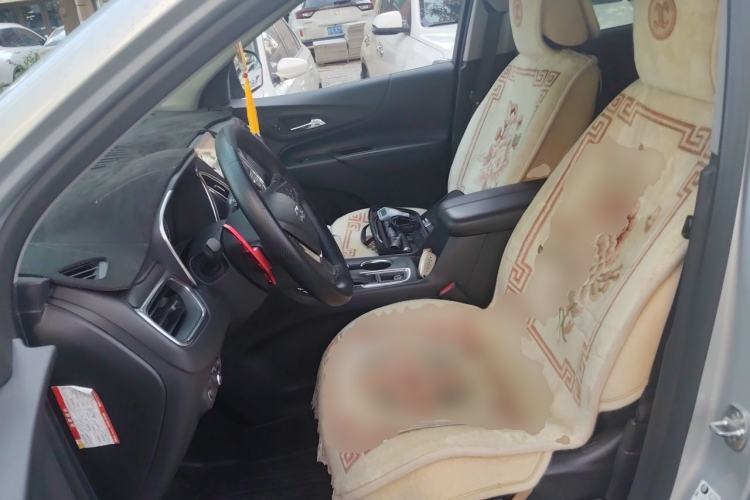 Used Chevrolet Equinox 2019 Redline 550T Automatic All-Wheel-Drive Trailblazer RS China V Standard Left Front Seat