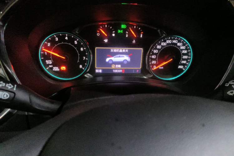 Used Chevrolet Equinox 2019 Redline 550T Automatic All-Wheel-Drive Trailblazer RS China V Standard Odometer Close Up