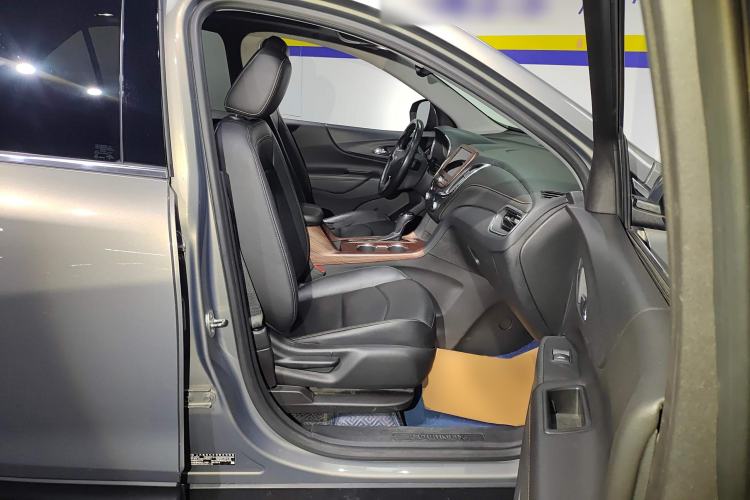 Used Chevrolet Equinox 2019 535T Automatic YuJie Edition China VI Right Front Seat