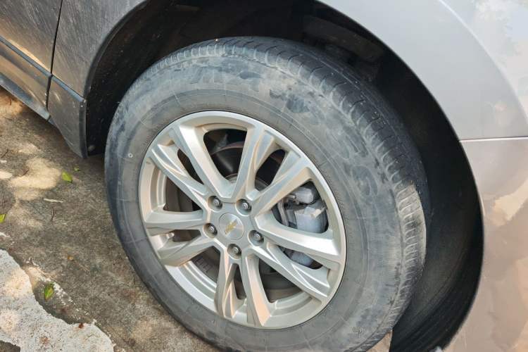 Used Chevrolet Equinox 2019 535T Automatic YuJie Edition China V Standard Right Front Wheel Hub
