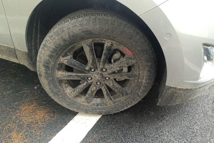 Used Chevrolet Equinox 2019 Redline 550T Automatic All-Wheel-Drive Trailblazer RS China VI Standard Right Front Wheel Hub