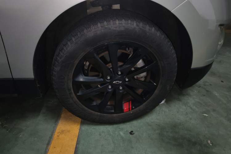 Used Chevrolet Equinox 2019 Redline 550T Automatic All-Wheel-Drive RS Model China VI Standard Right Front Wheel Hub