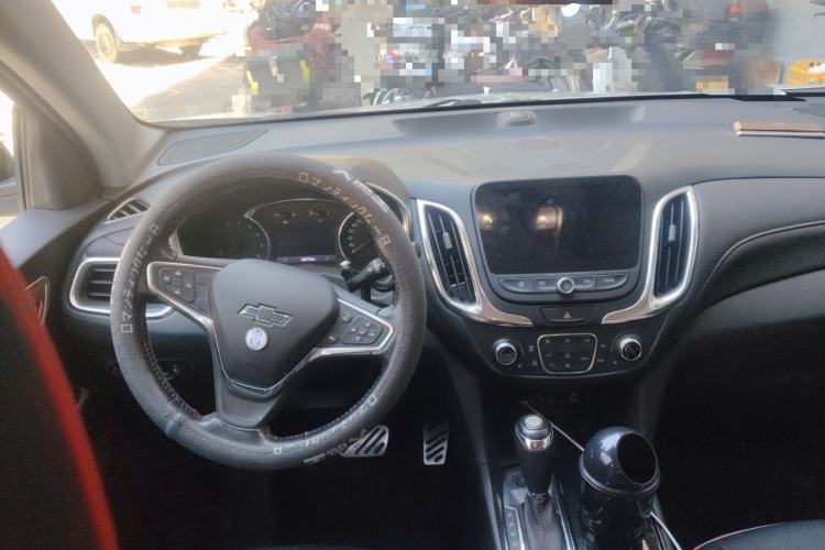 Used Chevrolet Equinox 2019 Redline 550T Automatic All-Wheel-Drive RS Model China V Standard Steering Wheel