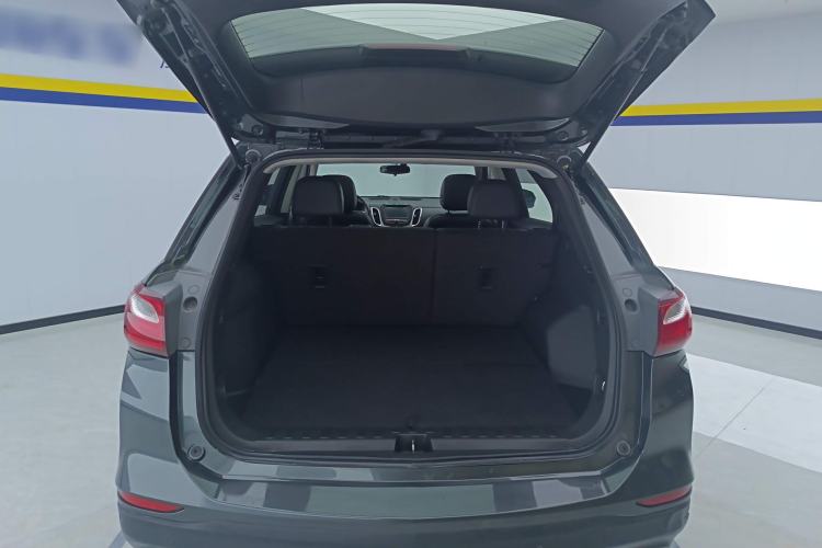 Used Chevrolet Equinox 2019 535T Automatic Chijie Edition China VI Trunk