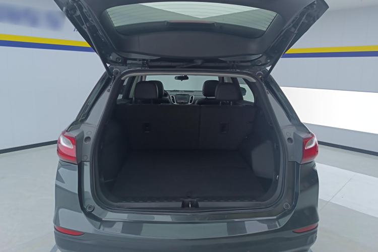 Used Chevrolet Equinox 2019 535T Automatic Chijie Edition China VI Trunk