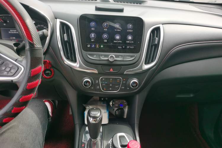 Used Chevrolet Equinox 2019 Redline 550T Automatic All-Wheel-Drive RS Model China V Standard Audio And AC Panel