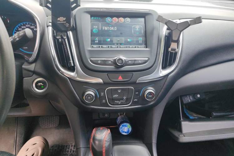 Used Chevrolet Equinox 2019 535T Automatic Lingjie Edition China V Standard Audio And AC Panel