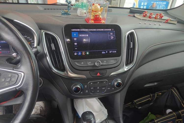 Used Chevrolet Equinox 2019 535T Automatic YuJie Edition China V Standard Audio And AC Panel