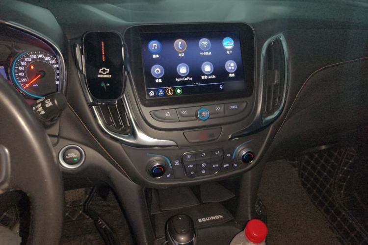 Used Chevrolet Equinox 2019 535T Automatic YuJie Edition China V Standard Audio And AC Panel