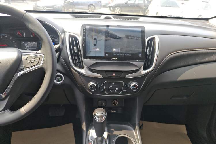 Used Chevrolet Equinox 2019 535T Automatic Chijie Edition China V Standard Audio And AC Panel