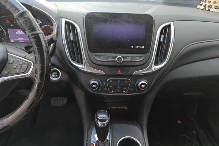 Used Chevrolet Equinox 2019 535T Automatic YuJie Edition China VI Audio And AC Panel