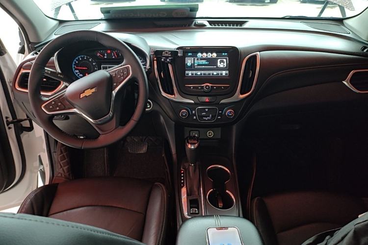 Used Chevrolet Equinox 2019 535T Automatic Chijie Edition China V Standard Center Console
