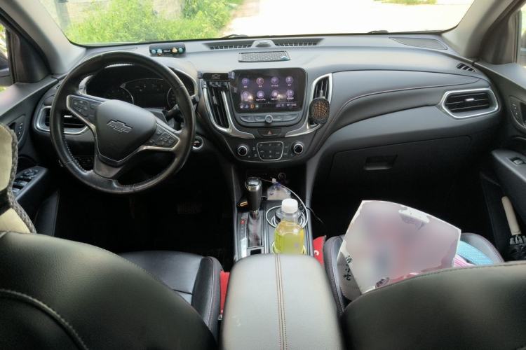 Used Chevrolet Equinox 2019 Redline 550T Automatic All-Wheel-Drive RS Model China V Standard Center Console