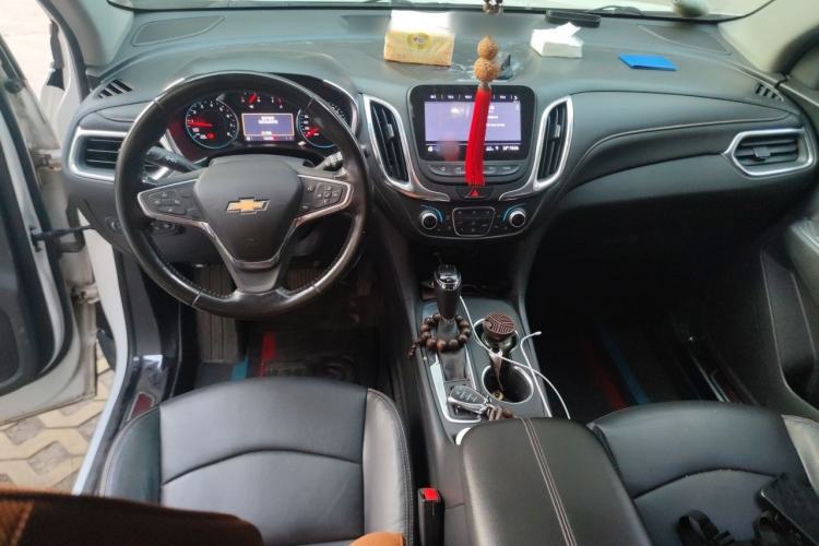 Used Chevrolet Equinox 2019 535T Automatic YuJie Edition China V Standard Center Console
