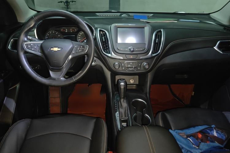 Used Chevrolet Equinox 2019 535T Automatic Chijie Edition China VI Center Console