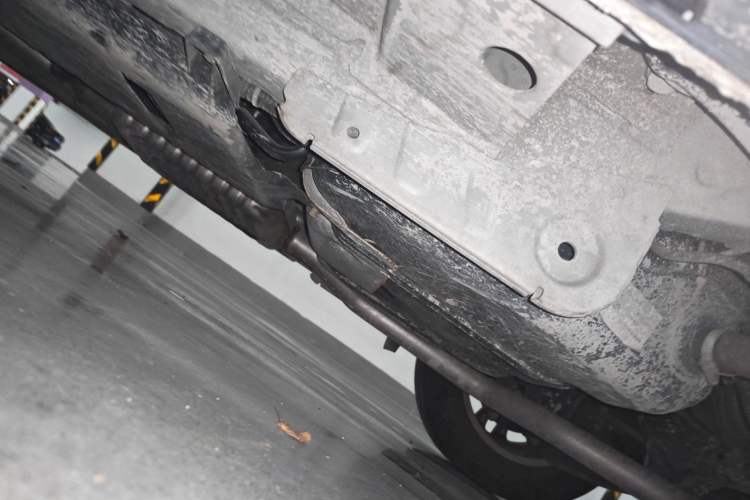 Used Chevrolet Equinox 2019 535T Automatic YuJie Edition China V Standard Chassis Rear Left
