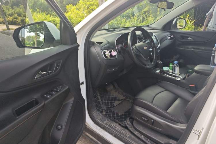 Used Chevrolet Equinox 2019 535T Automatic YuJie Edition China V Standard Driver Seat
