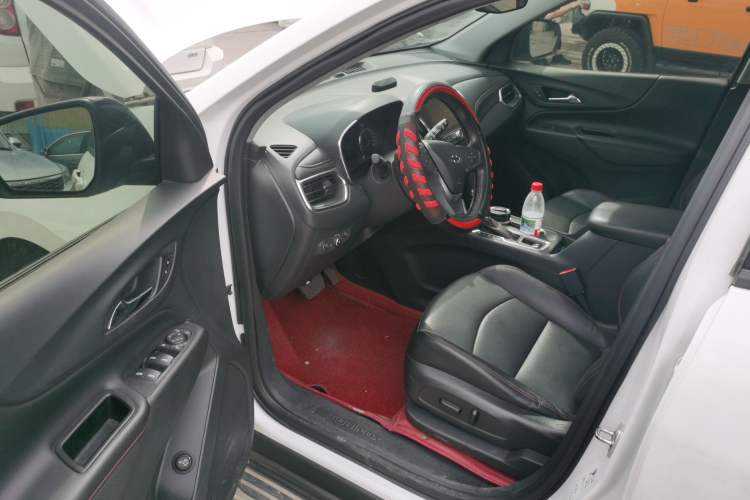 Used Chevrolet Equinox 2019 Redline 550T Automatic All-Wheel-Drive RS Model China V Standard Driver Seat