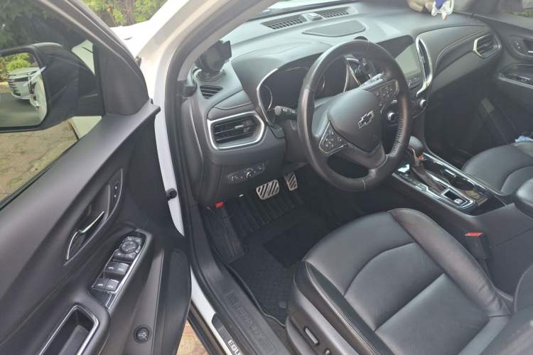 Used Chevrolet Equinox 2019 535T Automatic YuJie Edition China VI Driver Seat