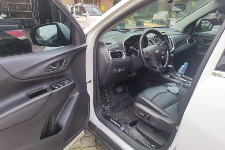 Used Chevrolet Equinox 2019 535T Automatic Chijie Edition China V Standard Driver Seat