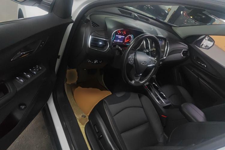 Used Chevrolet Equinox 2019 535T Automatic YuJie Edition China VI Driver Seat