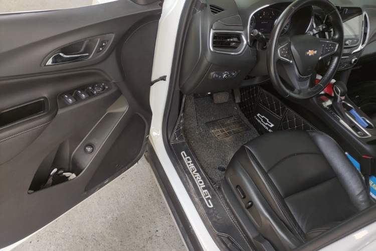 Used Chevrolet Equinox 2019 535T Automatic YuJie Edition China VI Driver Seat
