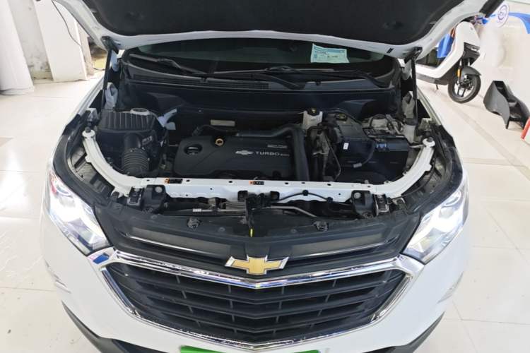 Used Chevrolet Equinox 2019 535T Automatic Chijie Edition China VI Engine Bay