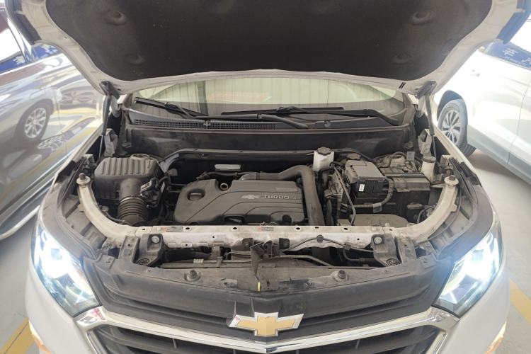 Used Chevrolet Equinox 2019 535T Automatic Chijie Edition China VI Engine Bay