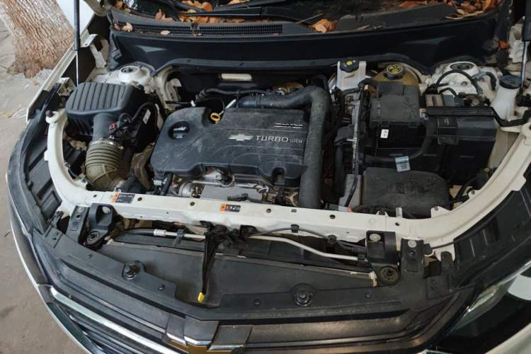 Used Chevrolet Equinox 2019 535T Automatic Lingjie Edition China VI Standard Engine Bay
