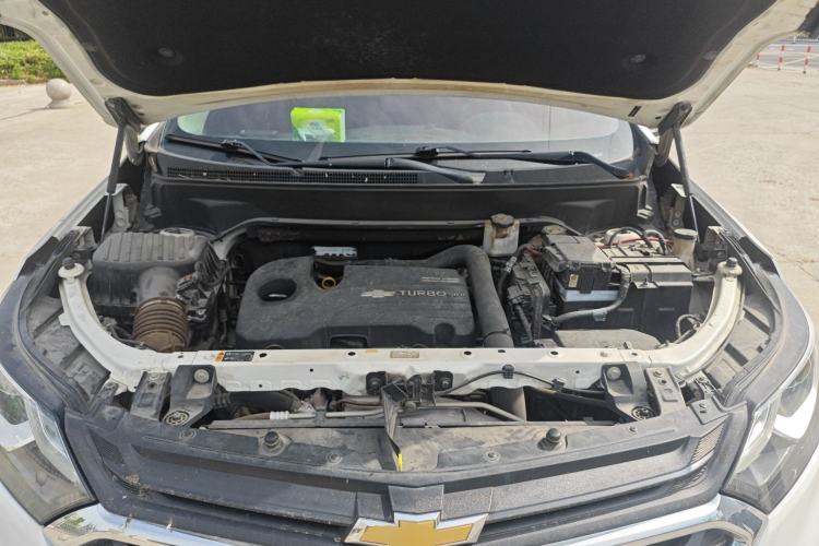 Used Chevrolet Equinox 2019 535T Automatic YuJie Edition China V Standard Engine Bay