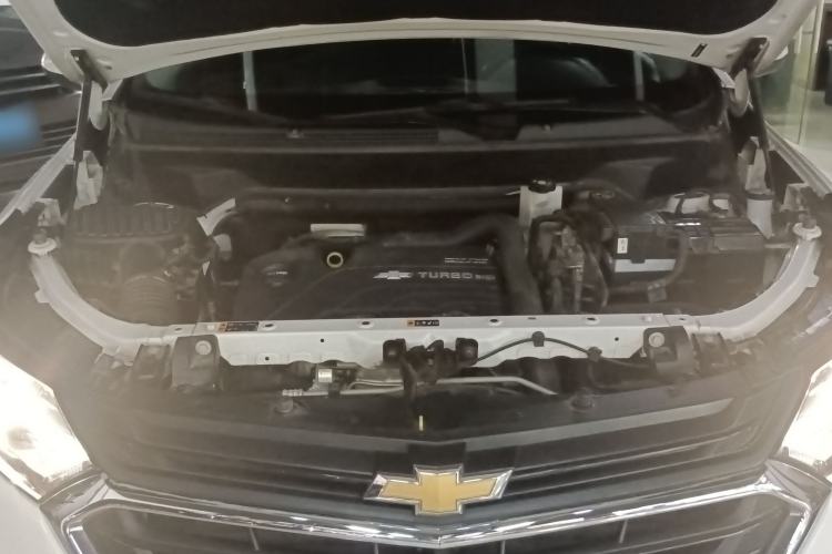 Used Chevrolet Equinox 2019 535T Automatic YuJie Edition China VI Engine Bay