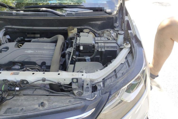 Used Chevrolet Equinox 2019 535T Automatic YuJie Edition China V Standard Engine Bay Left