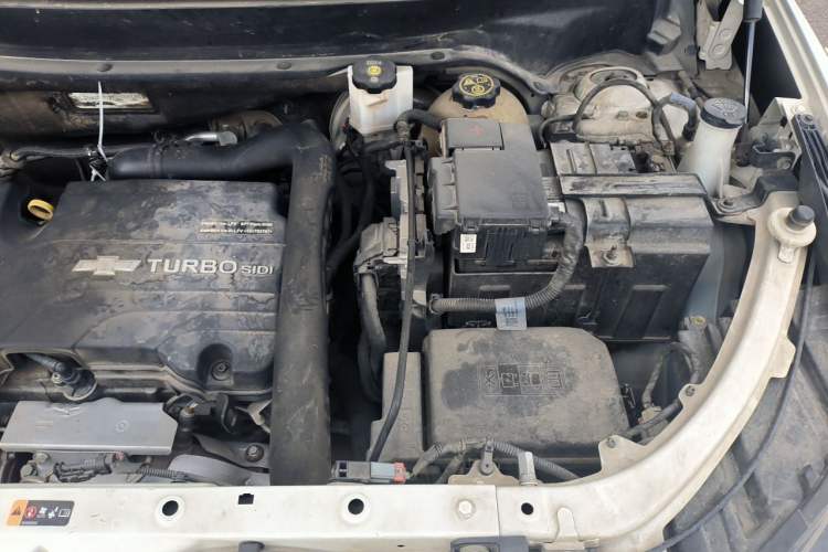 Used Chevrolet Equinox 2019 535T Automatic Chijie Edition China VI Engine Bay Left