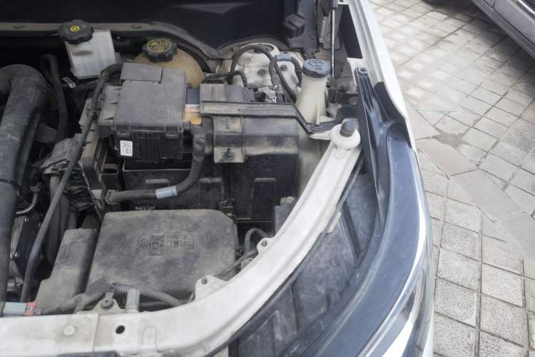 Used Chevrolet Equinox 2019 535T Automatic Chijie Edition China V Standard Engine Bay Left