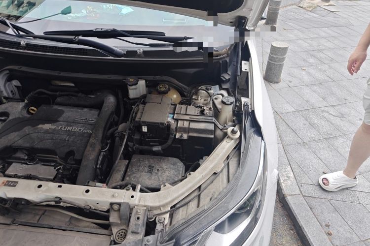 Used Chevrolet Equinox 2019 535T Automatic YuJie Edition China V Standard Engine Bay Left