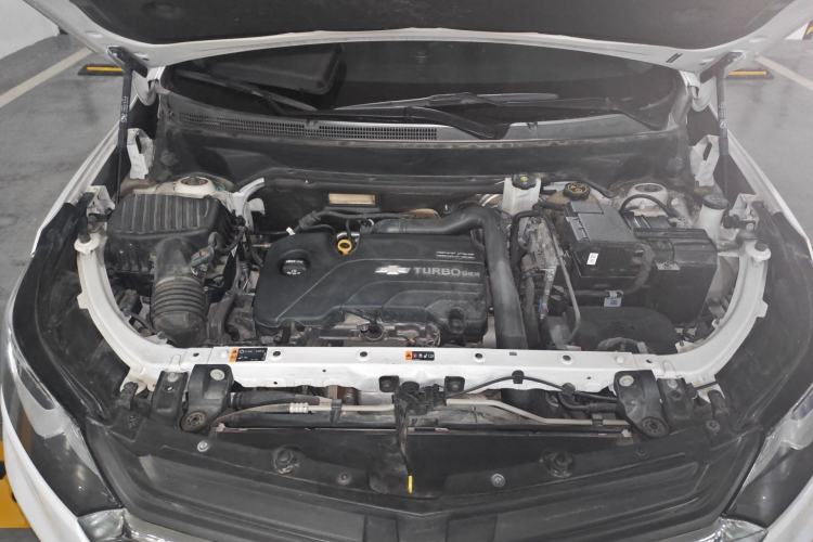 Used Chevrolet Equinox 2019 535T Automatic YuJie Edition China V Standard Engine Bay
