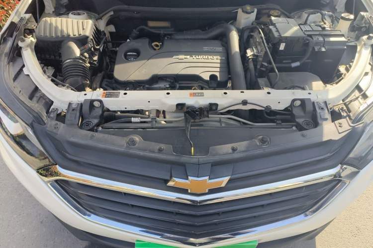 Used Chevrolet Equinox 2019 535T Automatic Chijie Edition China VI Engine Bay