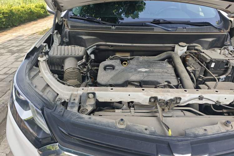 Used Chevrolet Equinox 2019 535T Automatic YuJie Edition China V Standard Engine Bay Right