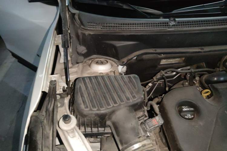 Used Chevrolet Equinox 2019 535T Automatic Chijie Edition China VI Engine Bay Right