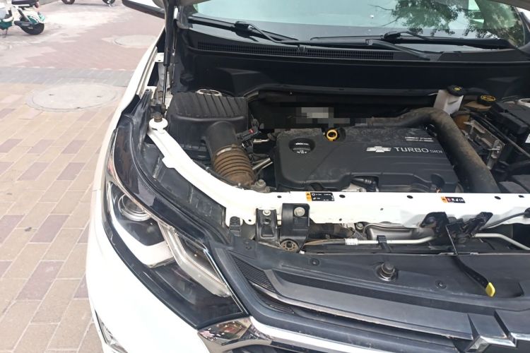 Used Chevrolet Equinox 2019 535T Automatic YuJie Edition China V Standard Engine Bay Right