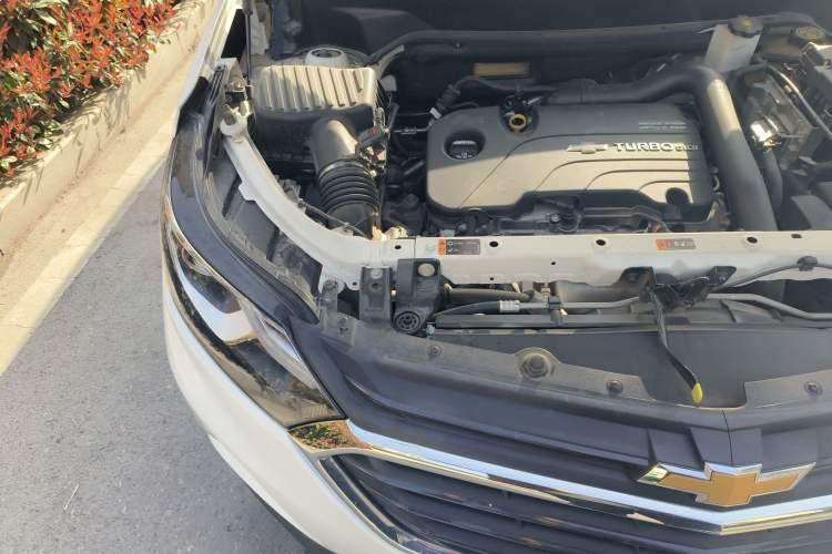 Used Chevrolet Equinox 2019 535T Automatic Chijie Edition China VI Engine Bay Right