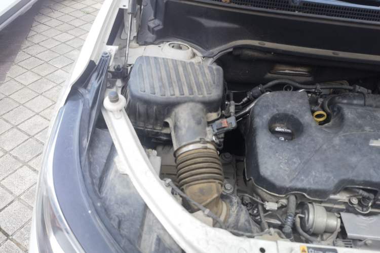 Used Chevrolet Equinox 2019 535T Automatic Chijie Edition China V Standard Engine Bay Right