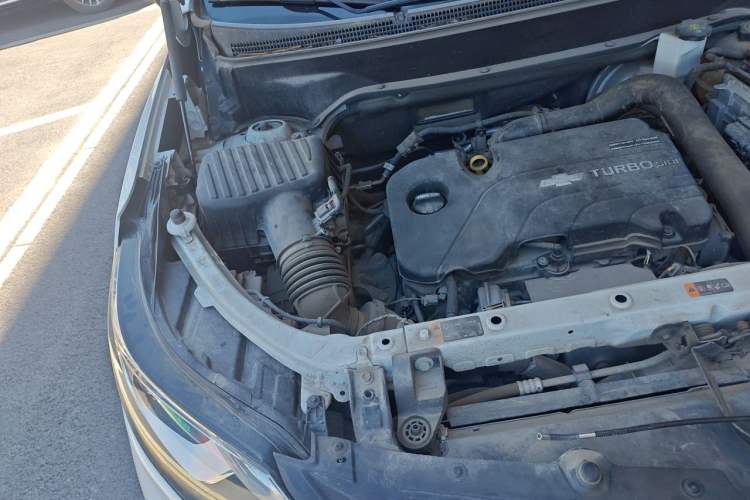 Used Chevrolet Equinox 2019 535T Automatic Chijie Edition China VI Engine Bay Right