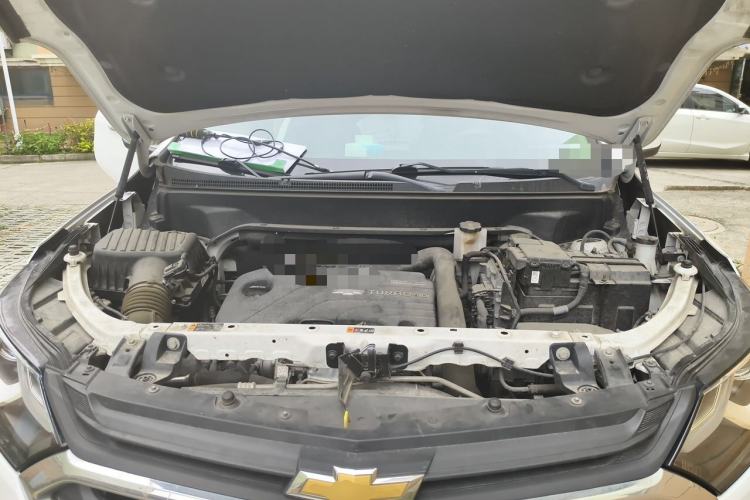 Used Chevrolet Equinox 2019 535T Automatic YuJie Edition China VI Engine Bay