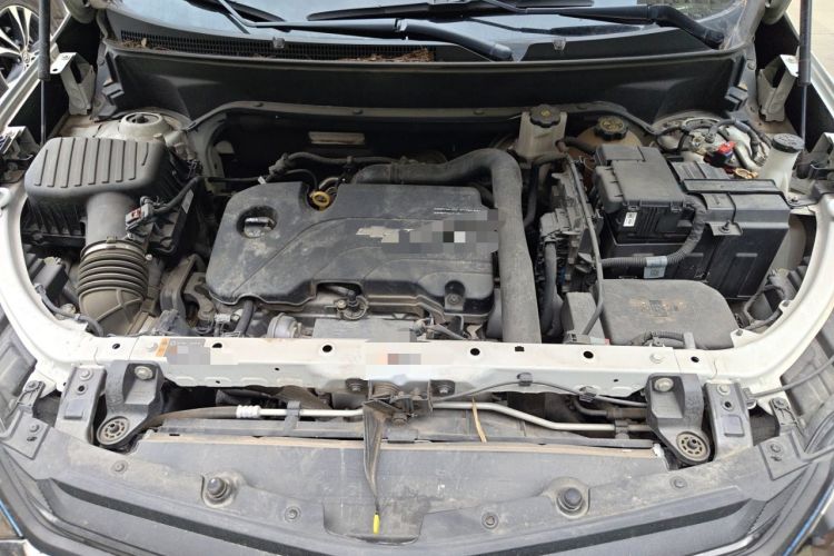 Used Chevrolet Equinox 2019 535T Automatic Lingjie Edition China VI Standard Engine Bay