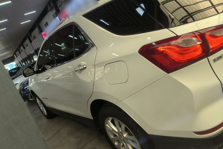 Used Chevrolet Equinox 2019 535T Automatic YuJie Edition China V Standard Exterior 3
