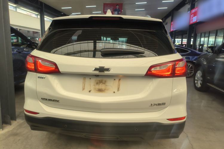 Used Chevrolet Equinox 2019 535T Automatic YuJie Edition China V Standard Exterior 4