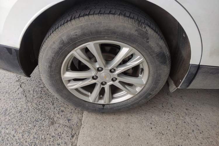 Used Chevrolet Equinox 2019 535T Automatic YuJie Edition China VI Exterior 5