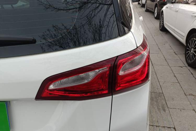 Used Chevrolet Equinox 2019 535T Automatic Lingjie Edition China VI Standard Exterior 6